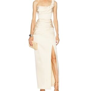 Rachel Gilbert Duke Gown. Read Description